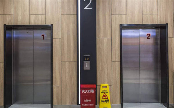 乘客电梯安装